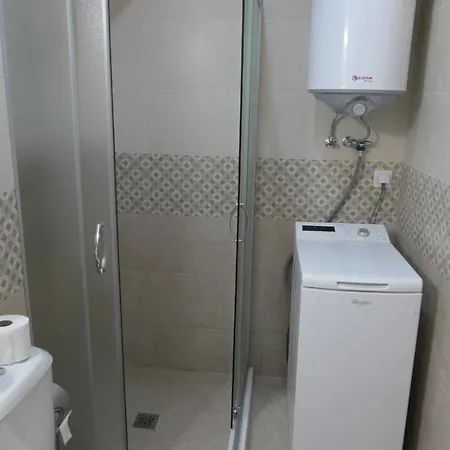 Nikol 2 Deluxe Appartement